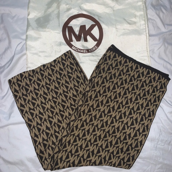 Michael Kors Chocolate Wool MK Logo Scarf - Picture 1 of 3